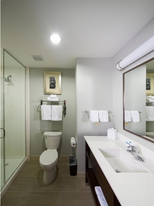Holiday Inn Express & Suites Oklahoma City Downtown - Bricktown an IHG Hotel - image 34