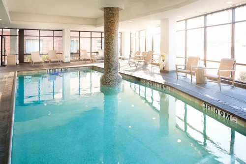 Holiday Inn Express & Suites Oklahoma City Downtown - Bricktown an IHG Hotel - image 6