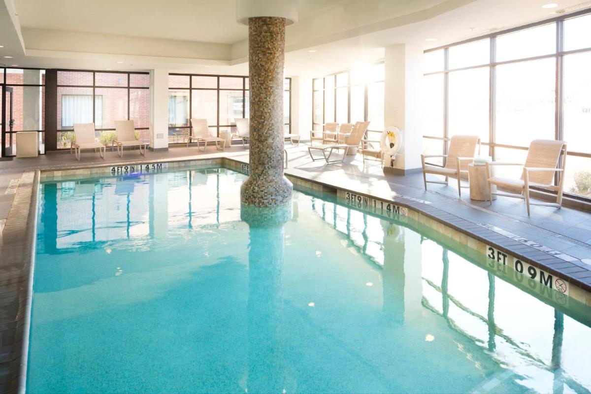 Holiday Inn Express & Suites Oklahoma City Downtown - Bricktown an IHG Hotel - image 6