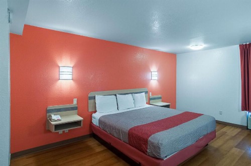 Motel 6-Oklahoma City OK - South - image 11