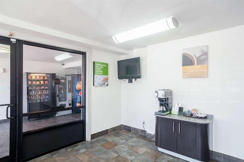Motel 6-Oklahoma City OK - South - image 21