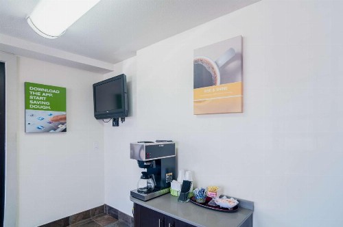 Motel 6-Oklahoma City OK - South - image 22