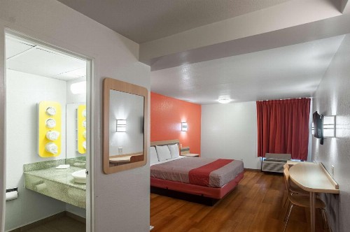 Motel 6-Oklahoma City OK - South - image 8