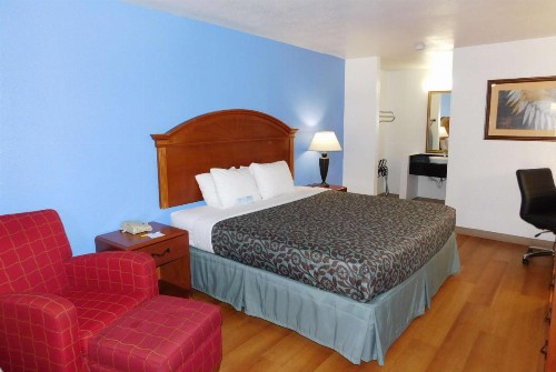 Days Inn by Wyndham Oklahoma City NW Expressway - image 30