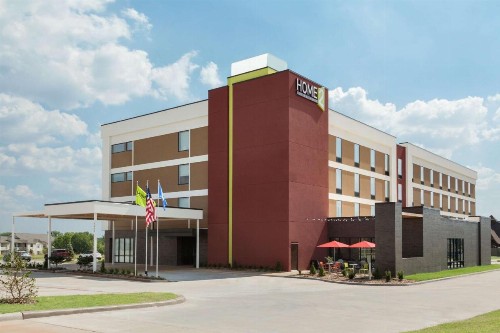 Home2 Suites By Hilton Oklahoma City Quail Springs - image 1