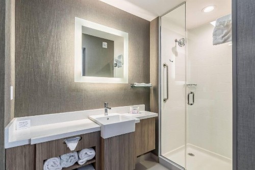 SpringHill Suites by Marriott Oklahoma City Downtown - image 6