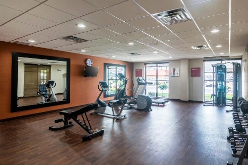 Comfort Suites Airport on Meridian - image 44