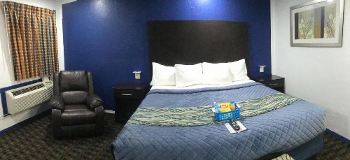 Budget Inn & Suites - image 6