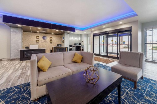 Comfort Inn & Suites Oklahoma City - image 3
