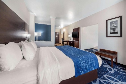 Comfort Inn & Suites Oklahoma City - image 33