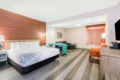 La Quinta by Wyndham Oklahoma City Airport - image 11