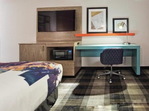 La Quinta by Wyndham Oklahoma City Airport - image 16