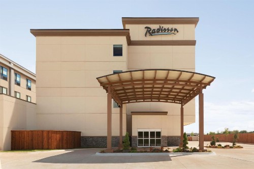 Radisson Hotel Oklahoma City Airport - image 50