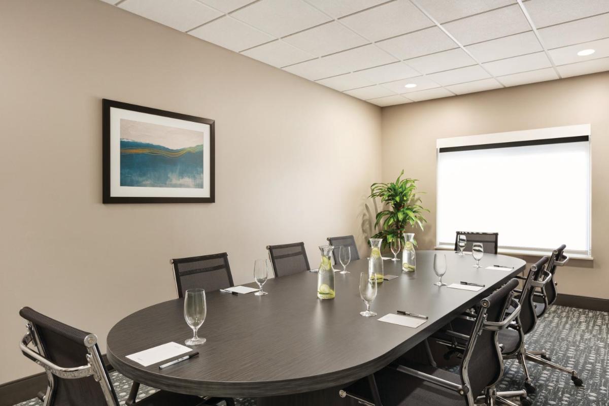 Radisson Hotel Oklahoma City Airport - image 7