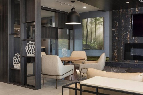 Fairfield Inn & Suites by Marriott Oklahoma City Downtown - image 10