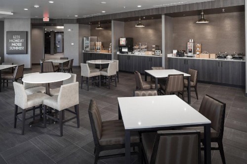 Fairfield Inn & Suites by Marriott Oklahoma City Downtown - image 13