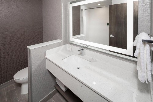 Fairfield Inn & Suites by Marriott Oklahoma City Downtown - image 16