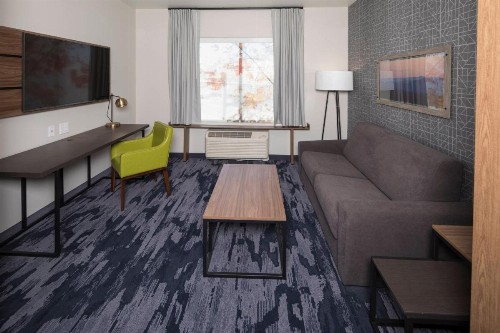 Fairfield Inn & Suites by Marriott Oklahoma City Downtown - image 20