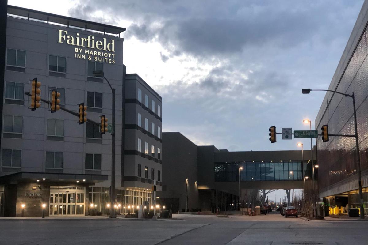 Fairfield Inn & Suites by Marriott Oklahoma City Downtown - image 4