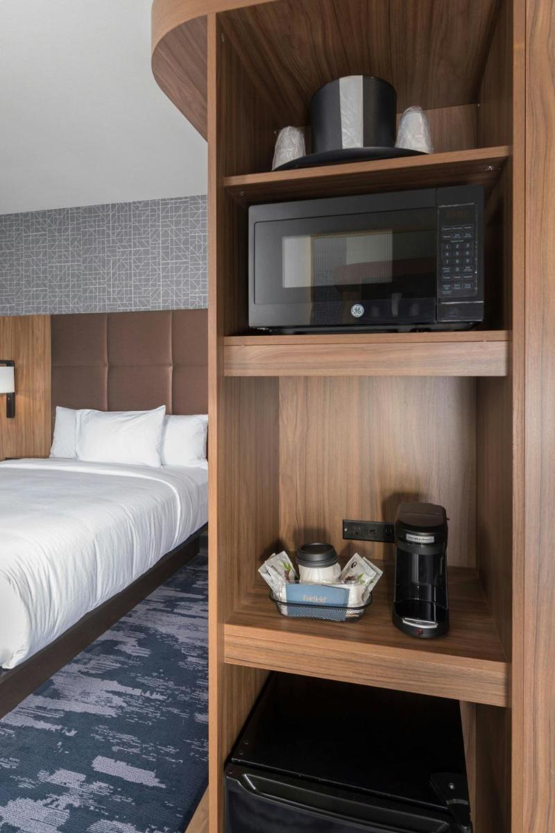 Fairfield Inn & Suites by Marriott Oklahoma City Downtown - image 6