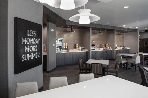 Fairfield Inn & Suites by Marriott Oklahoma City Downtown - image 7