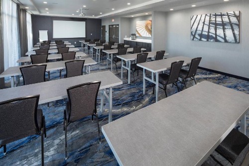 Fairfield Inn & Suites by Marriott Oklahoma City Downtown - image 8