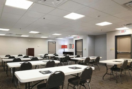Country Inn & Suites by Radisson Oklahoma City - Bricktown OK - image 2