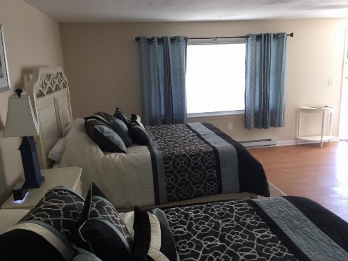 Shore Road Inn - image 7
