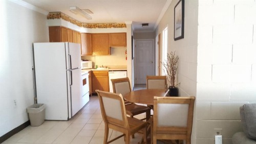 Seabreeze Motel - image 33