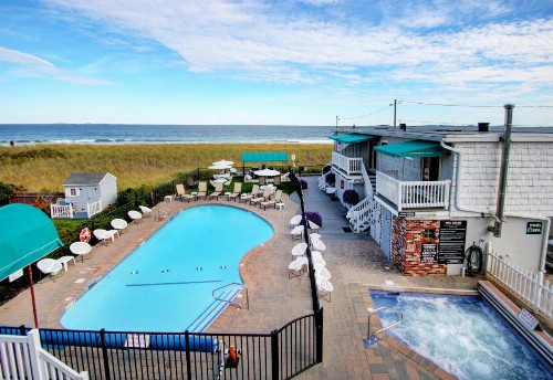 Sea Cliff House Motel - image 19