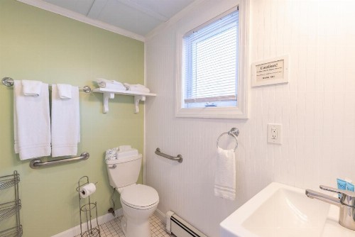 The Edgewater - image 11