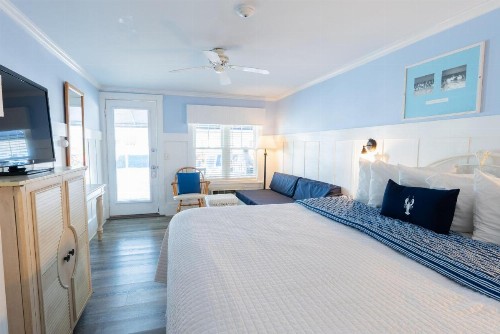 The Edgewater - image 21