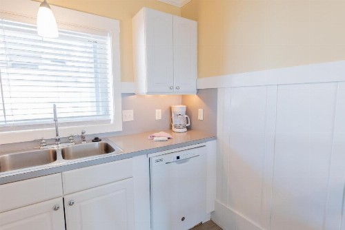 The Edgewater - image 23