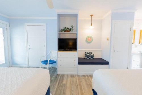 The Edgewater - image 28