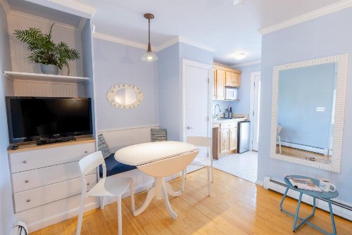 The Edgewater - image 41