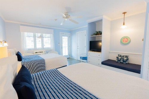 The Edgewater - image 43