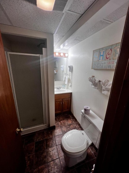 Green Dolphin Motel - image 11