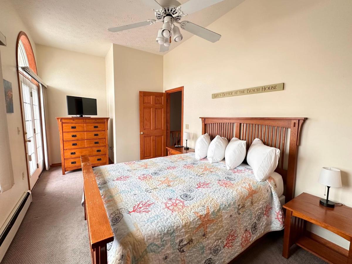 Abellona Inn & Suites - image 2