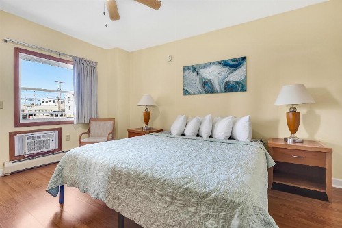 Abellona Inn & Suites - image 21