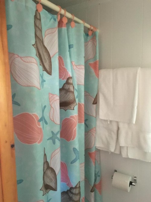 Crosswinds Motel - image 29