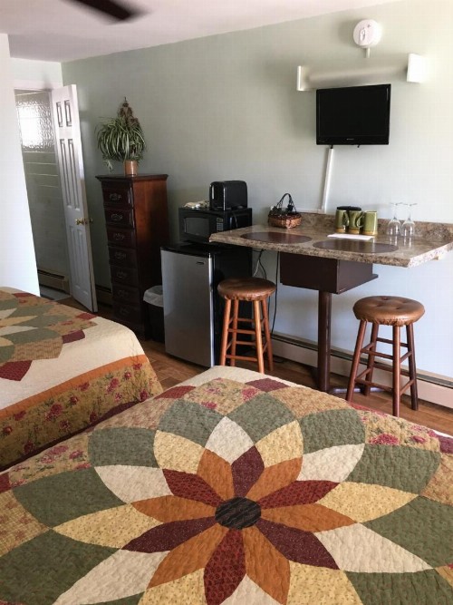 Crosswinds Motel - image 49