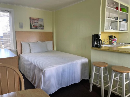 Moontide Motel Apartments and Cabins - image 12