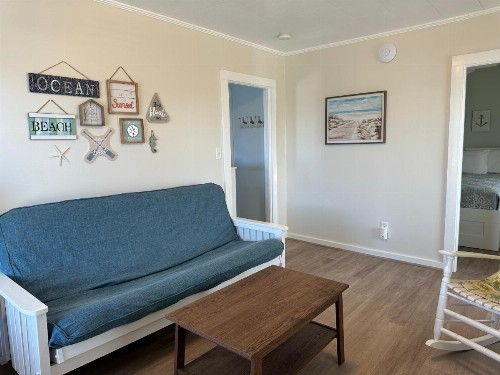Moontide Motel Apartments and Cabins - image 7