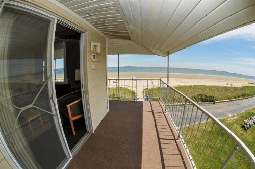 Friendship Oceanfront Suites - image 30
