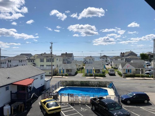 Island View Motel - image 16