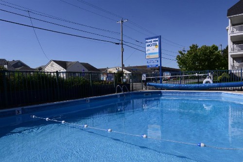 Island View Motel - image 29