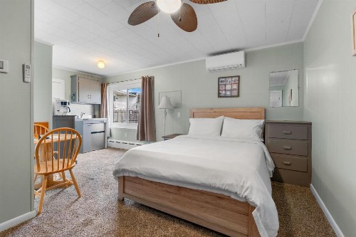 Echo Motel - image 30