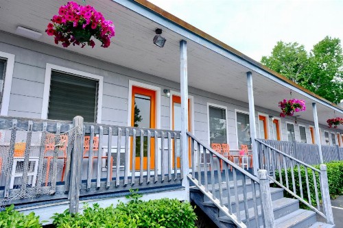 Dock House Inn - image 19