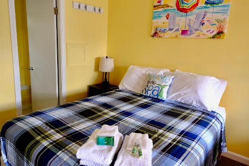 Dock House Inn - image 24