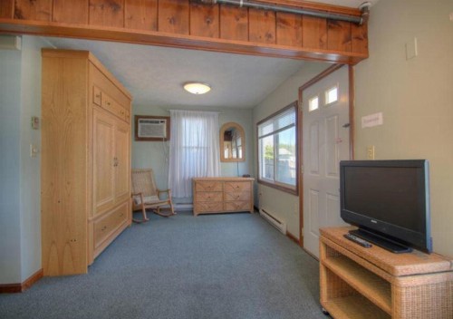 The Skylark Beach Inn - image 46